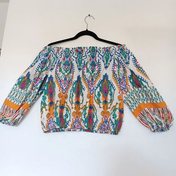 crop top blouse, Christian Siriano, size S,M, 100% rayon, bare shoulders. - Picture 3 of 12